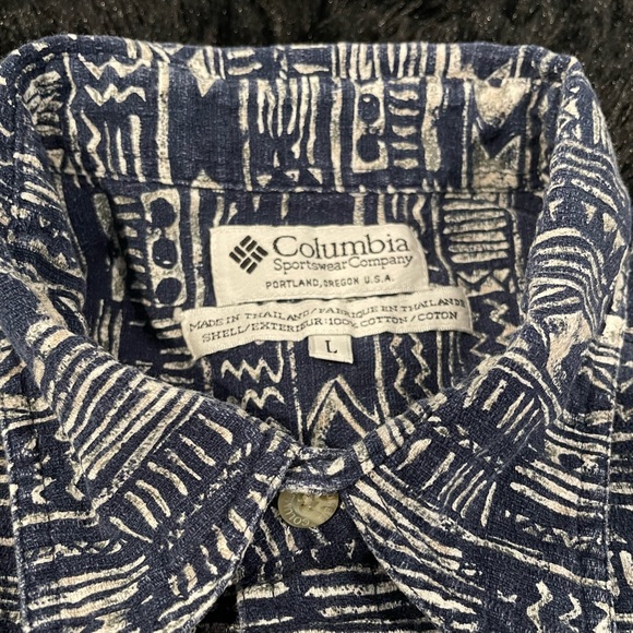 Vintage Columbia Button up shirt - Picture 3 of 7